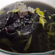 茯苓芝麻菊花猪瘦肉汤的做法