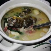 茯苓黄鳝汤的做法