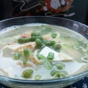 萝卜虾皮豆腐汤的做法