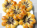 紫薯菊花面包的做法
